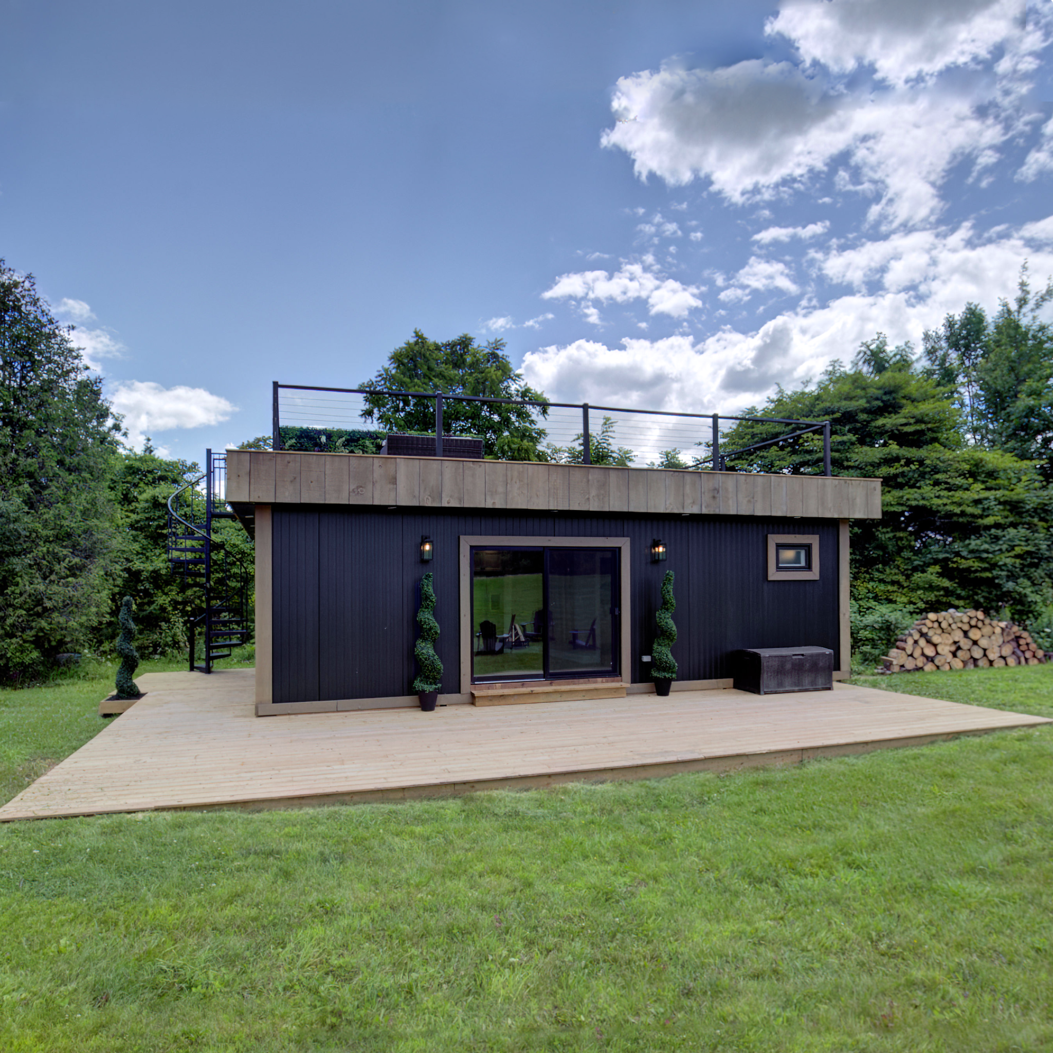 Fully finished Buildlite premium modular home exterior view